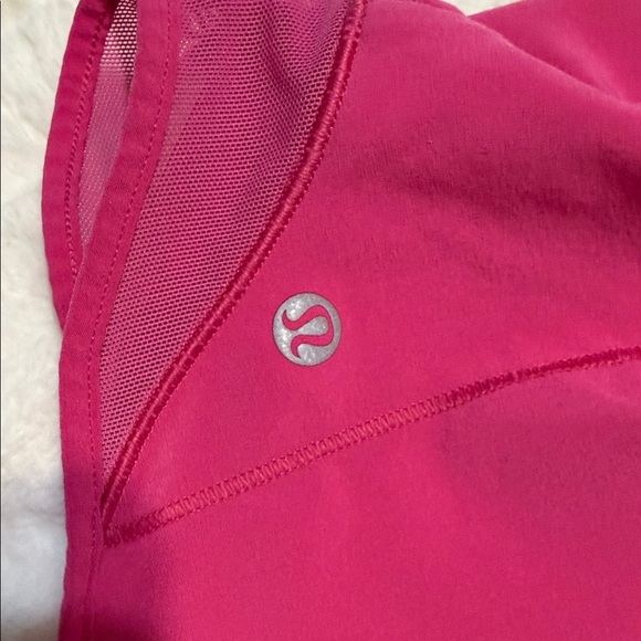 lululemon athletica Women's Vibrant Pink Athletic Shorts - Picture 4 of 5